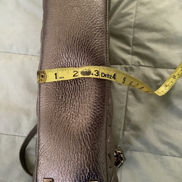 Kate Spade quilted metallic gray shoulder bag - Picture 9 of 10